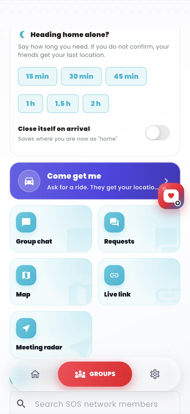 AUNOR's Friends group screen, with the getting-home timer and shortcuts to map and live link
